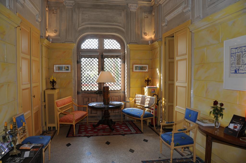 Chateau-Hotel De Nieuil Экстерьер фото